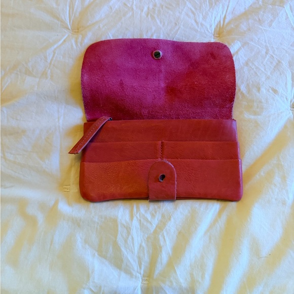 Free People Pulito Leather Wallet – Feel Good Fuschia - Picture 2 of 4